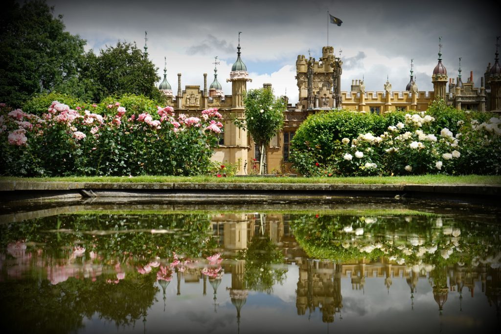 Rehab centres in Northamptonshire, Addiction treatment services, Alcohol rehab services, Mental health treatment services, Rehab centres in the UK