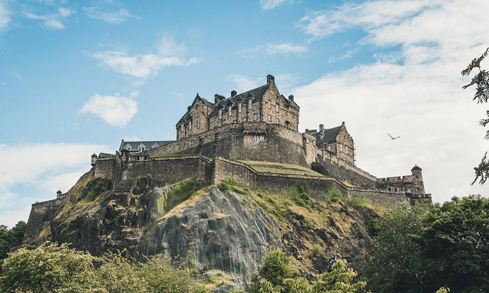 Rehab centres in Edinburgh, Addiction treatment services, Alcohol rehab services, Mental health treatment services, Rehab centres in the UK